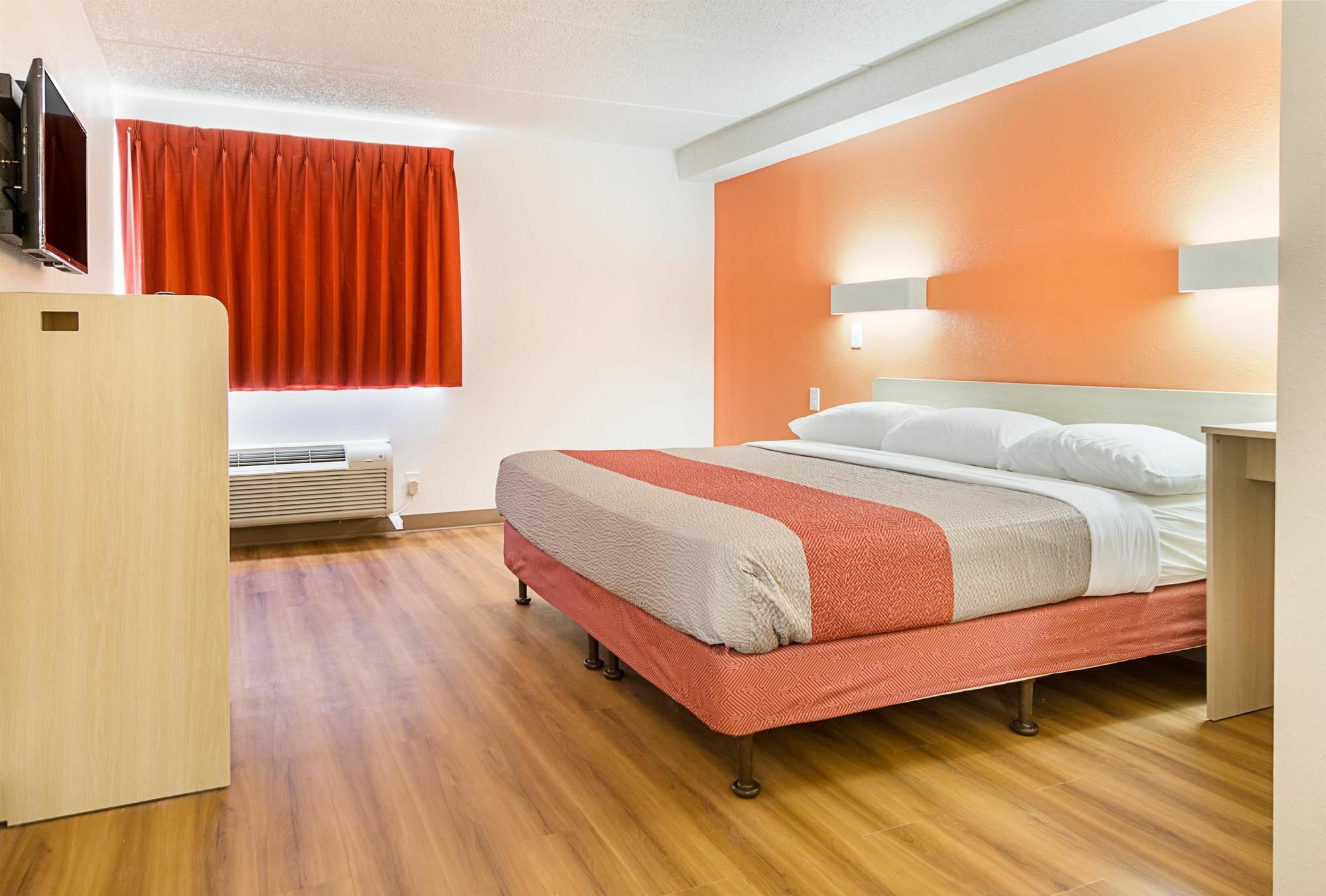 Hotel Red Roof Plus+ Columbus -